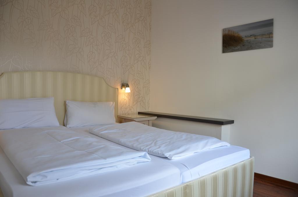 Hotel Am Nordkreuz Harrislee Exterior photo